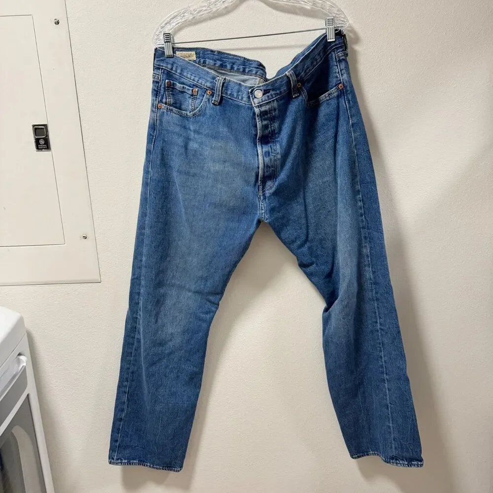 Levis 501 Mens 38x32 Button Fly Levis Premium Straight Leg
